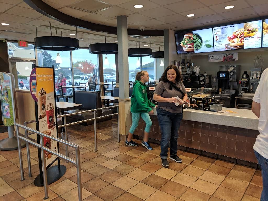 McDonalds | cafe | 6440 W Banner St, Lodi, CA 95242, USA | 2093349677 OR +1 209-334-9677