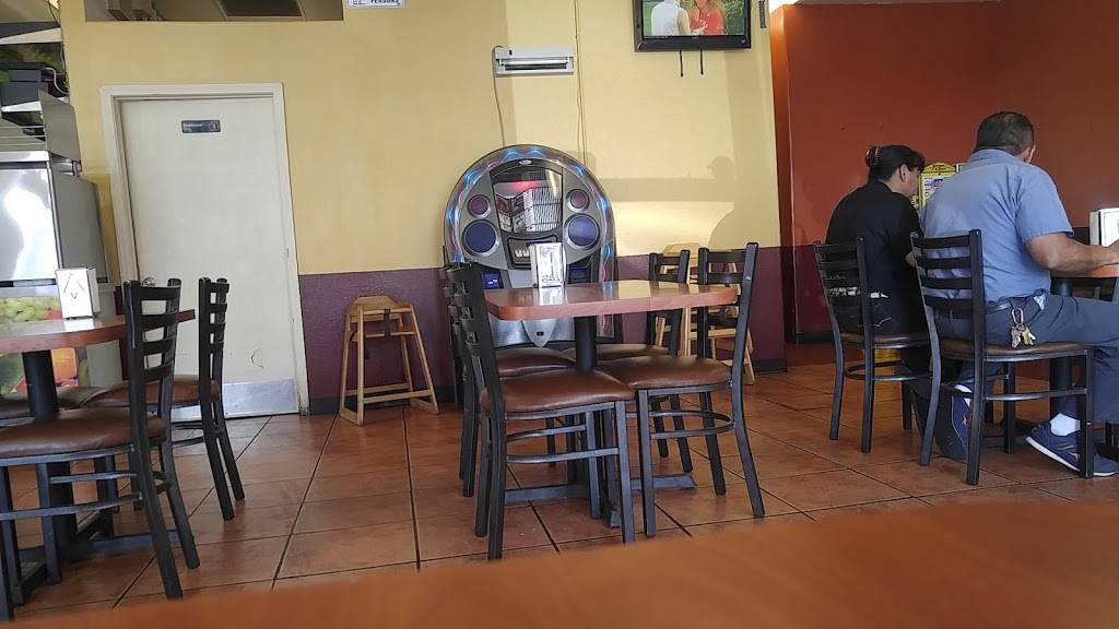 La Morenita Tacos Y Jugos | restaurant | 2100 N Rancho Ave, Colton, CA 92324, USA | 9093879410 OR +1 909-387-9410