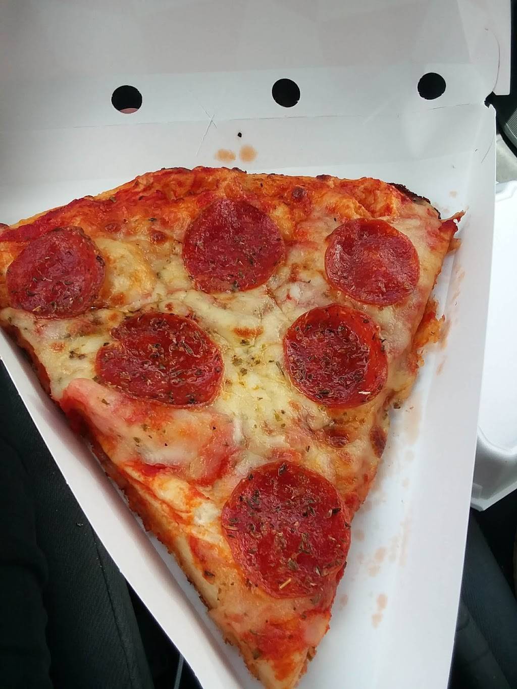 Cimos South End Deli | restaurant | 250 South St, Concord, NH 03301, USA | 6038568020 OR +1 603-856-8020