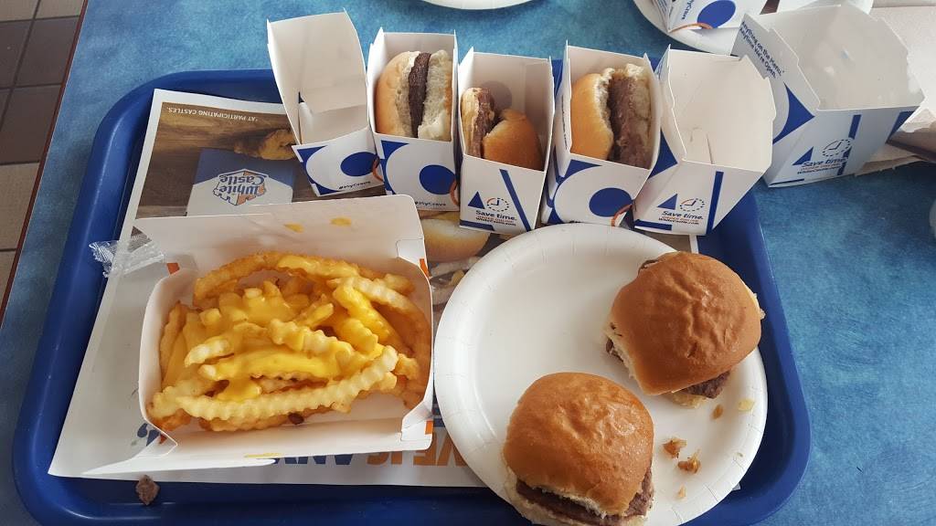 White Castle | restaurant | 4800 Mid Rivers Mall Dr, Cottleville, MO 63376, USA | 6364471228 OR +1 636-447-1228