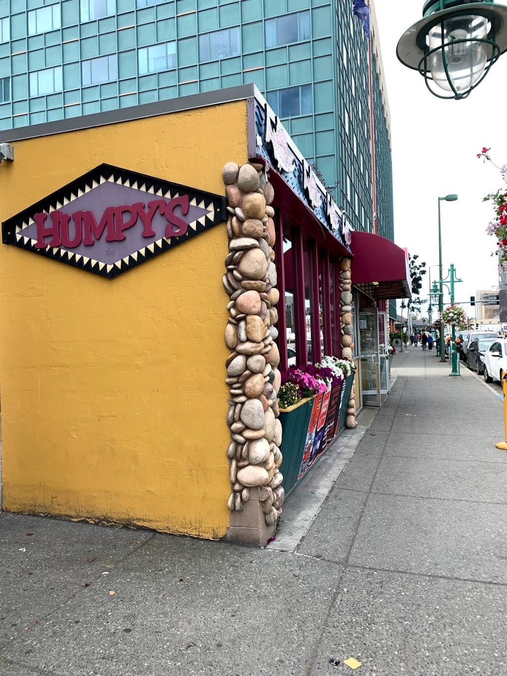 Humpys Great Alaskan Alehouse | restaurant | 610 W 6th Ave, Anchorage, AK 99501, USA | 9072762337 OR +1 907-276-2337