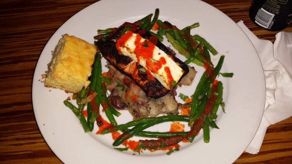 Continental Westhampton | restaurant | 5704 Grove Ave, Richmond, VA 23226, USA | 8042850911 OR +1 804-285-0911