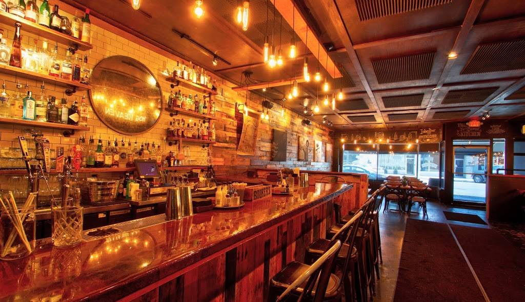 Southern Social | restaurant | 1932 14th Ave, Vero Beach, FL 32960, USA | 7722052212 OR +1 772-205-2212