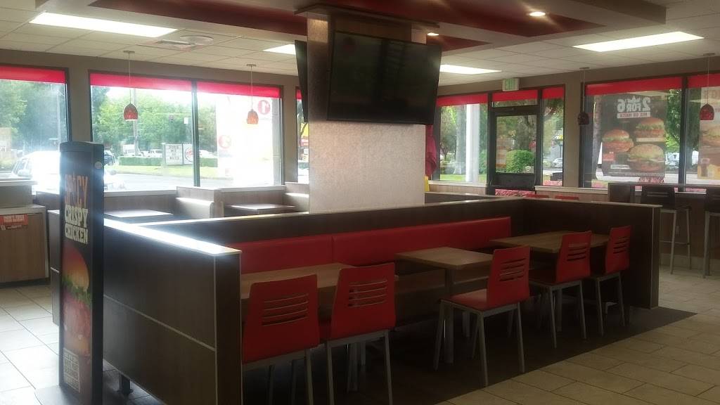 Burger King | restaurant | 12005 NE Airport Way, Portland, OR 97220, USA | 5032544677 OR +1 503-254-4677