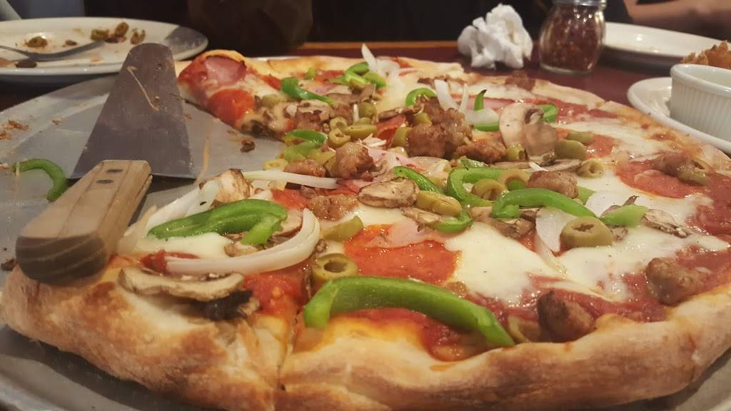 Village Pizzeria of Dresser | restaurant | 101 WI-35, Dresser, WI 54009, USA | 7157552900 OR +1 715-755-2900