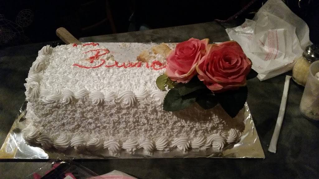 Shakeys Pizza Parlor | restaurant | 665 E Del Amo Blvd, Carson, CA 90746, USA | 3103272570 OR +1 310-327-2570