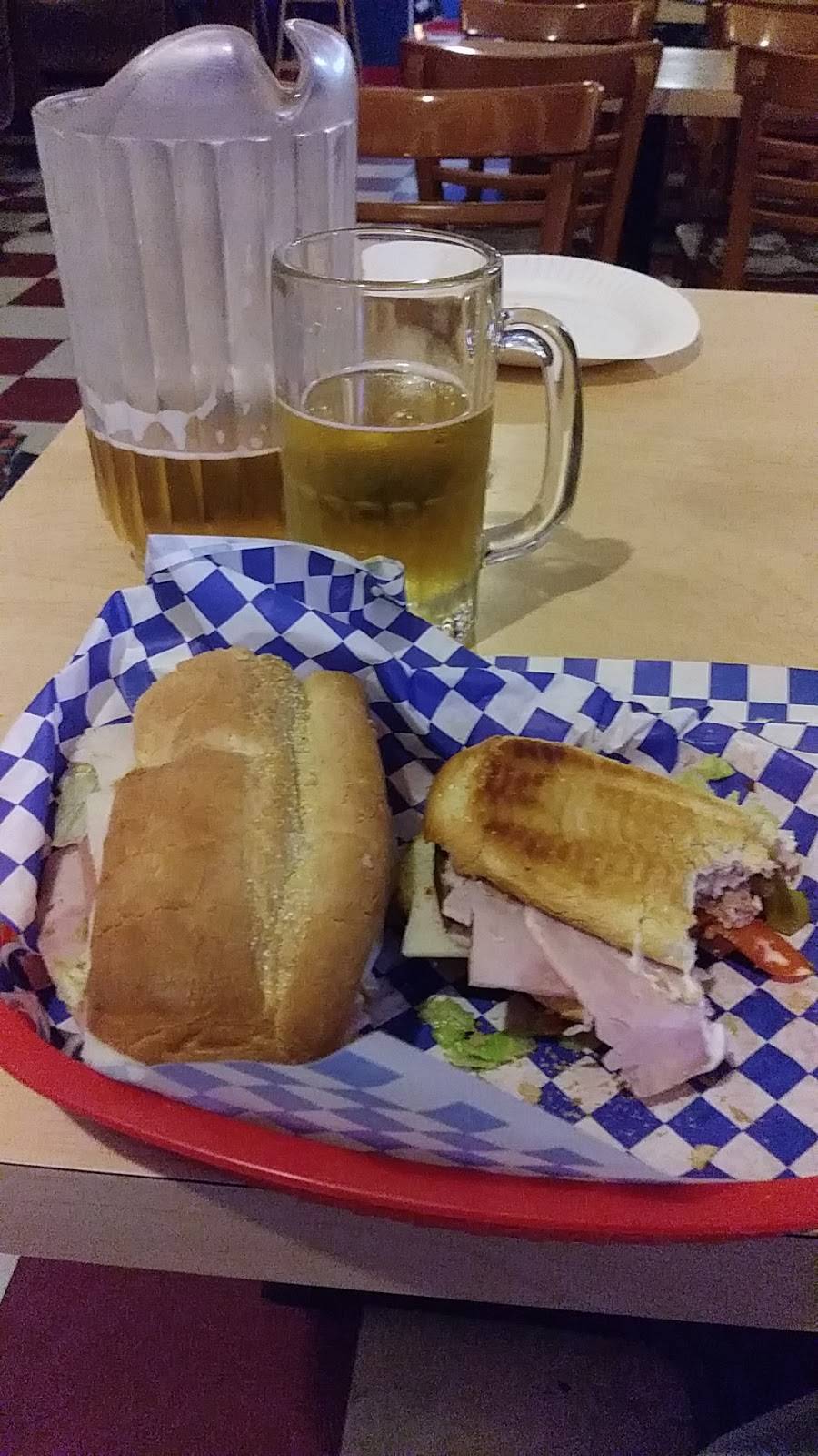 PizzaDilly | restaurant | 194 E Valley Blvd, Colton, CA 92324, USA | 9093700242 OR +1 909-370-0242