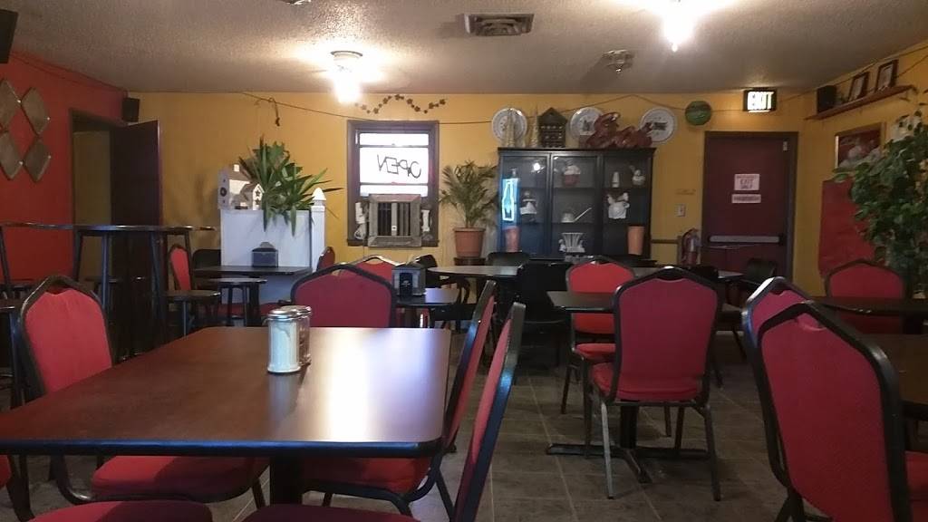 Mama Ruths Pizza Shop | meal delivery | 801 Railroad St, Gilcrest, CO 80623, USA | 9707370400 OR +1 970-737-0400