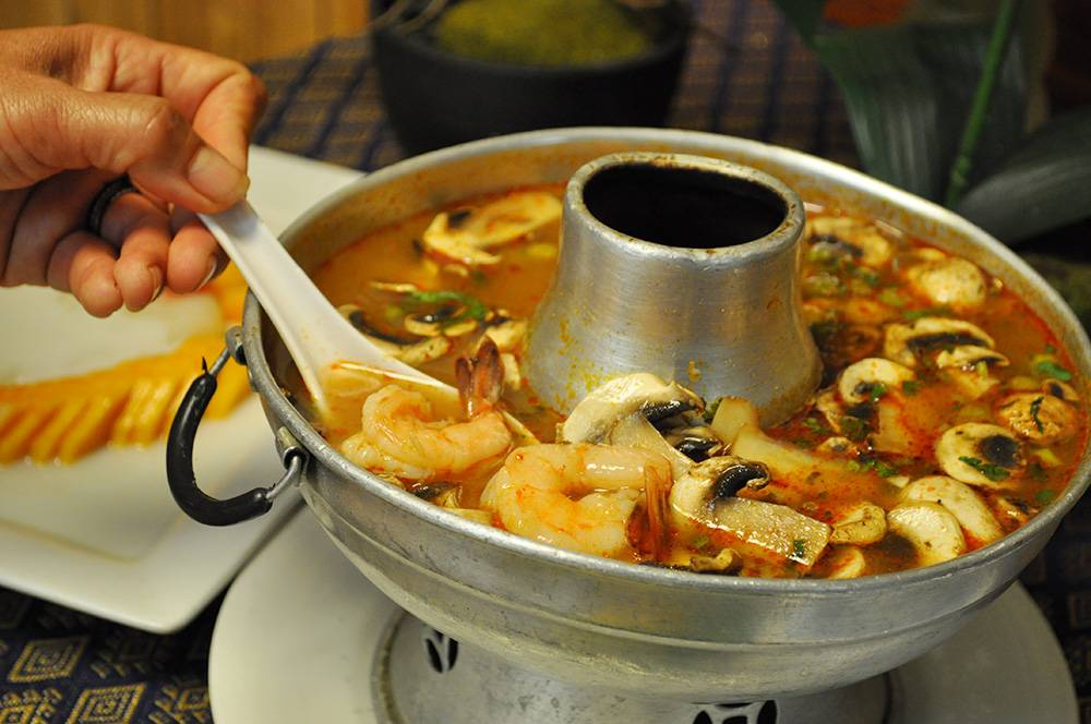 Thai Kitchen | restaurant | 951 W Henderson Ave, Porterville, CA 93257, USA | 5597831640 OR +1 559-783-1640