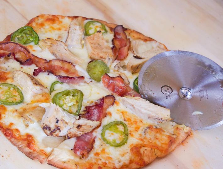 Camp Fire Pizza | restaurant | 401 W Huntington Ave, Jonesboro, AR 72401, USA | 8705864775 OR +1 870-586-4775