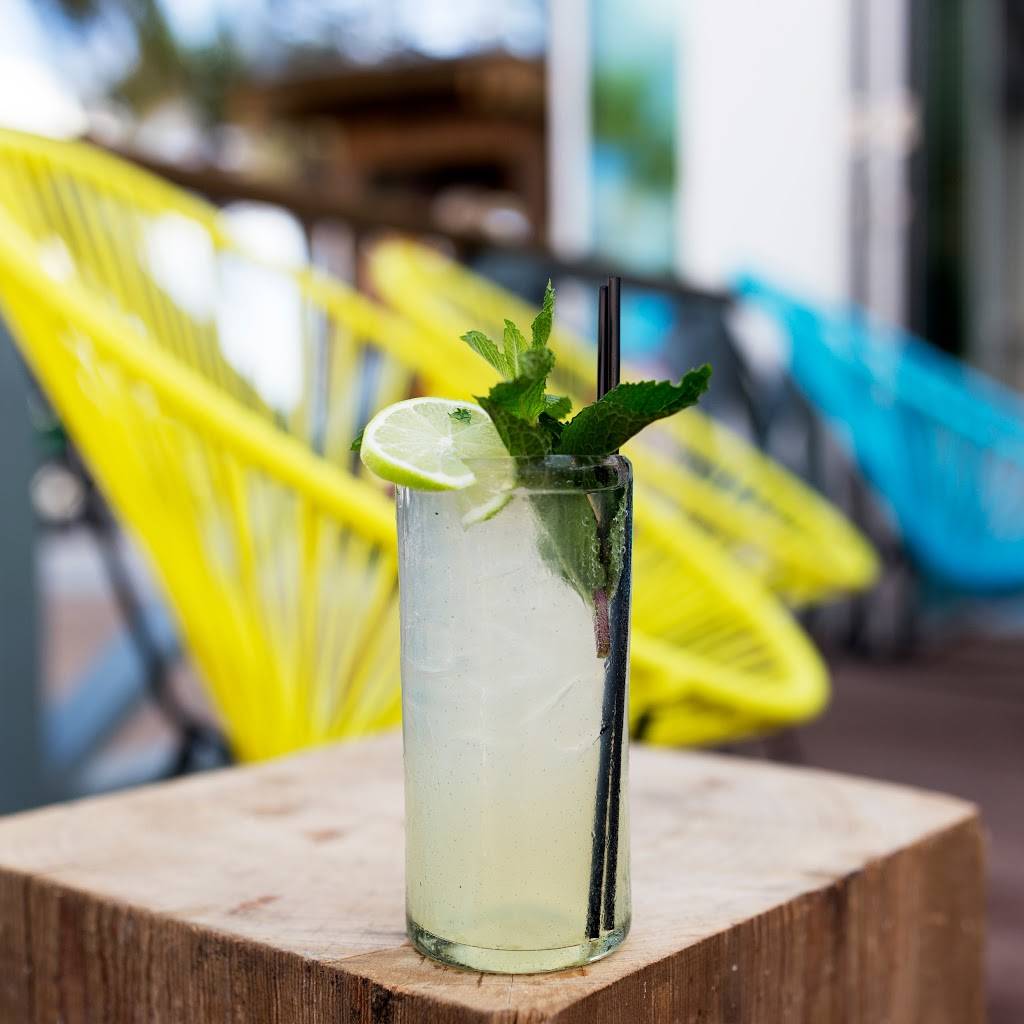 Surfer [The Bar] | restaurant | 200 1st St N, Jacksonville Beach, FL 32250, USA | 9043729756 OR +1 904-372-9756