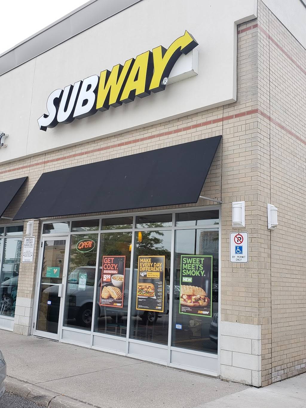 Subway | restaurant | 125 The Queensway Unit D1, Etobicoke, ON M8Y 1H6, Canada | 4162596886 OR +1 416-259-6886