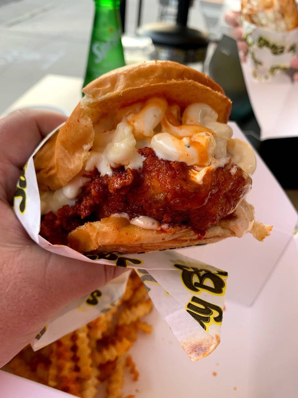 Jay Bird’s Chicken | restaurant | 303 3rd St, Huntington Beach, CA 92648, USA | 7145943233 OR +1 714-594-3233