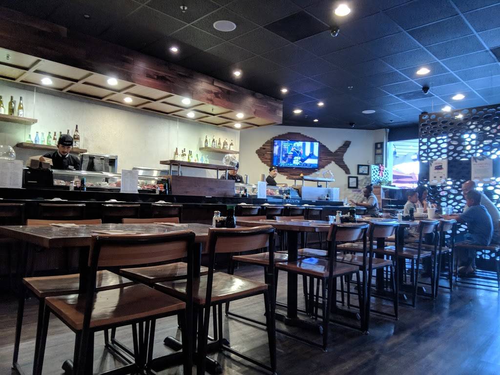 Love Boat Sushi | restaurant | 125 Old Grove Rd, Oceanside, CA 92057, USA | 7607213737 OR +1 760-721-3737