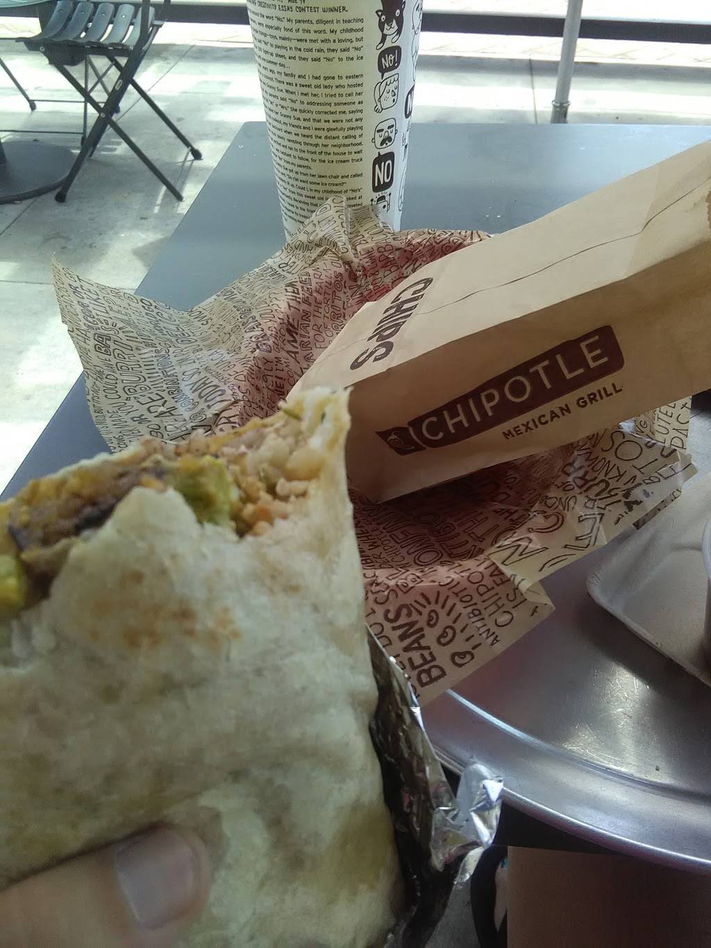 Chipotle Mexican Grill | restaurant | 2773 N Main St, Santa Ana, CA 92705, USA | 7146560005 OR +1 714-656-0005