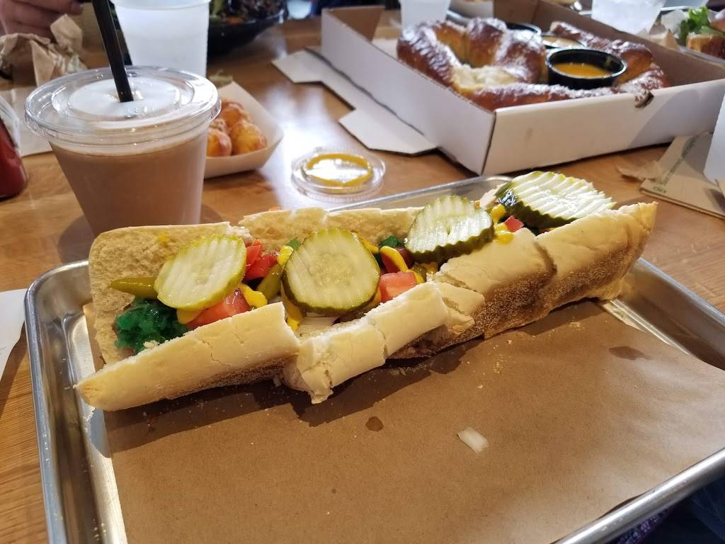 302 Wheaton | restaurant | 302 W Front St, Wheaton, IL 60187, USA | 6304800198 OR +1 630-480-0198