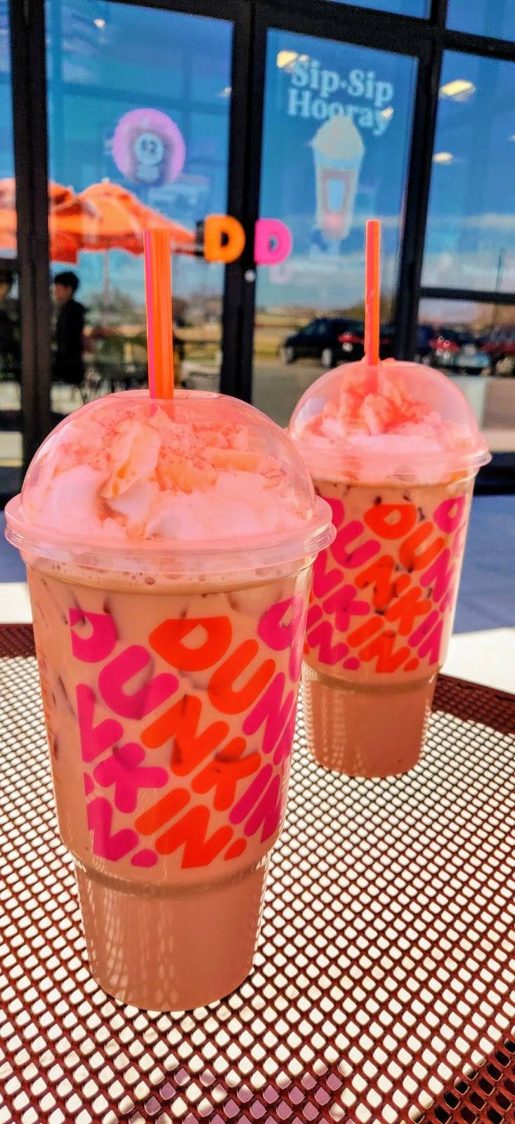 Dunkin | bakery | 2480 WI-138 Suite A, Stoughton, WI 53589, USA | 6082082003 OR +1 608-208-2003