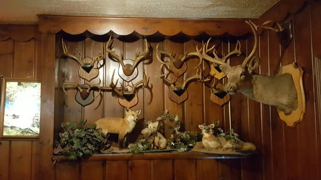 Laurel Supper Club | restaurant | 1905 WI-64, New Richmond, WI 54017, USA | 7152465121 OR +1 715-246-5121