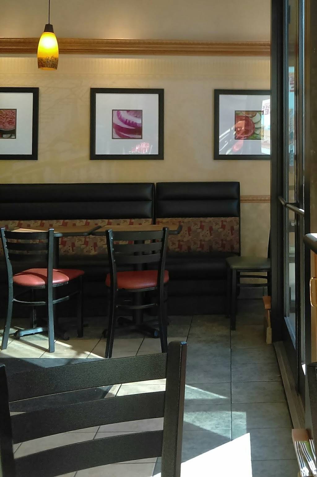 Subway Restaurants | restaurant | 5316 N. Milwaukee Ave., South portion of Space 2C, Gladstone Corners Shopping Ctr, Chicago, IL 60630, USA | 7739303838 OR +1 773-930-3838