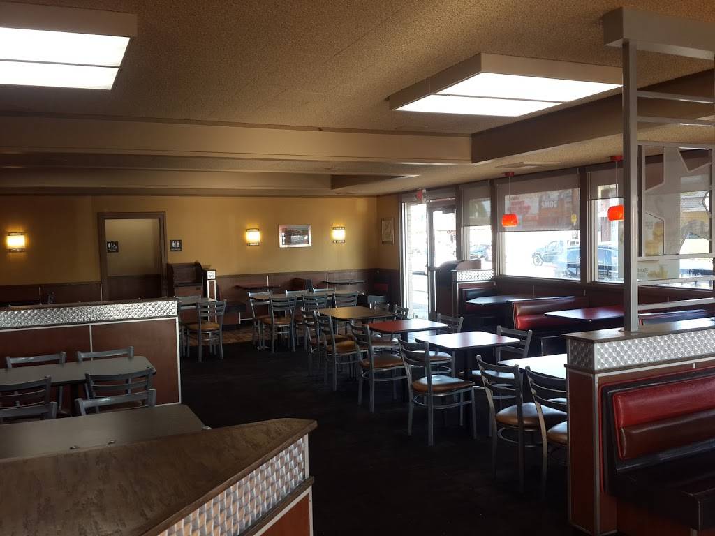 Carls Jr. | restaurant | 20105 Saticoy St, Canoga Park, CA 91306, USA | 8187090689 OR +1 818-709-0689