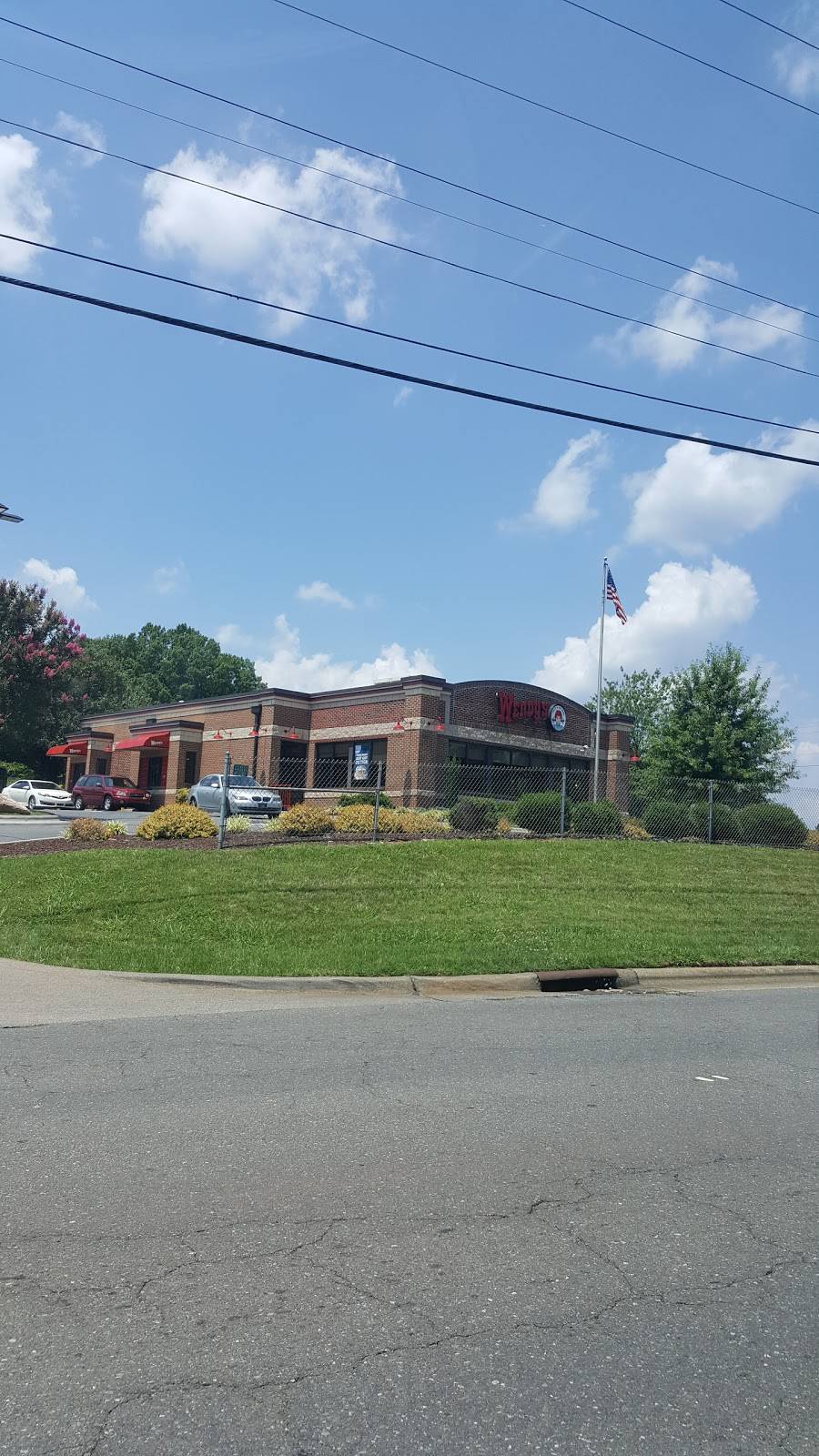 Wendys | restaurant | 600 Jonestown Rd, Winston-Salem, NC 27103, USA | 3367740226 OR +1 336-774-0226