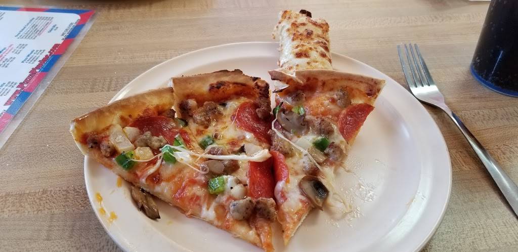 Pizza Plus | restaurant | 29 Finney St, Lebanon, VA 24266, USA | 2768895501 OR +1 276-889-5501