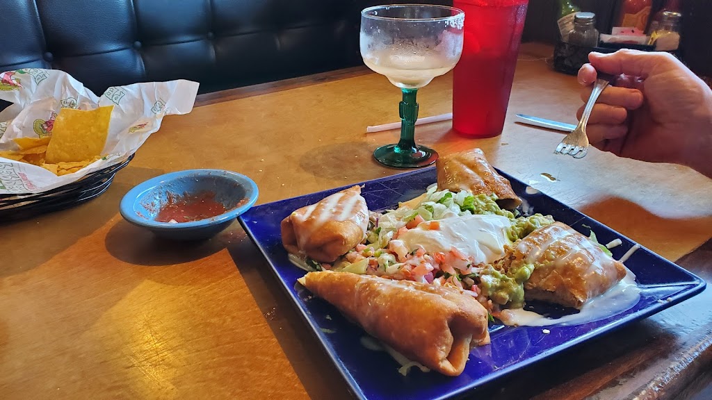 Peppers Mexican Grill and Cantina | restaurant | 1176 Eglin Pkwy, Shalimar, FL 32579, USA | 8506136970 OR +1 850-613-6970