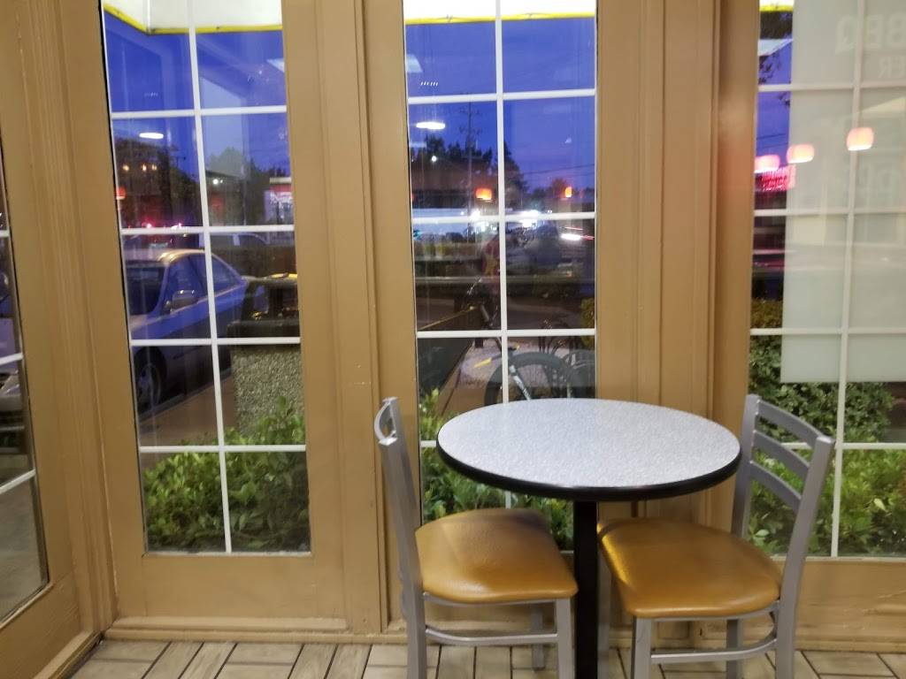 Carls Jr. | restaurant | 20550 Mission Blvd, Hayward, CA 94541, USA | 5103170328 OR +1 510-317-0328