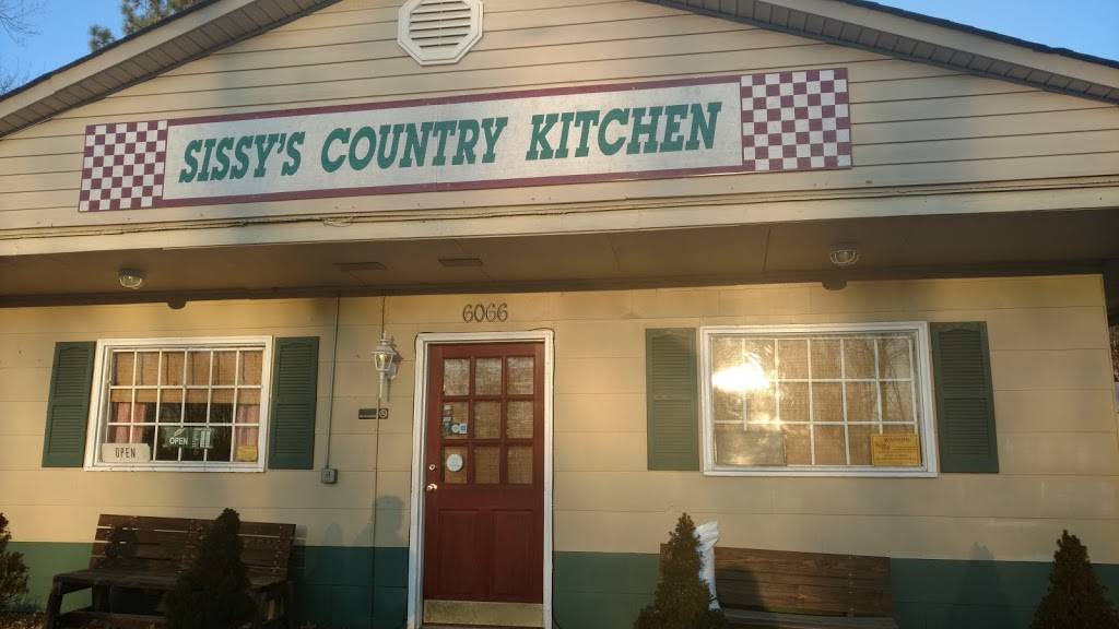 Sissys Country Kitchen | restaurant | 6066 Huell Matthews Hwy, South Boston, VA 24592, USA | 4345757479 OR +1 434-575-7479