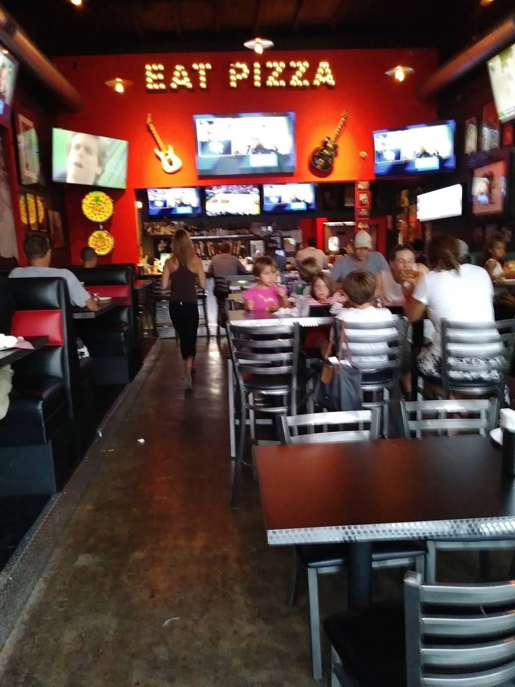 Rock N Pies | restaurant | 1120 Wilshire Blvd, Santa Monica, CA 90401, USA | 4242684380 OR +1 424-268-4380