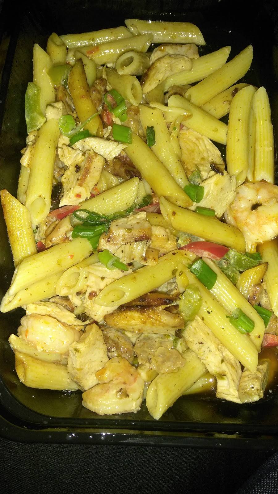 Bostons Restaurant & Sports Bar | restaurant | 2501 E Lamar Blvd, Arlington, TX 76006, USA | 8176337773 OR +1 817-633-7773