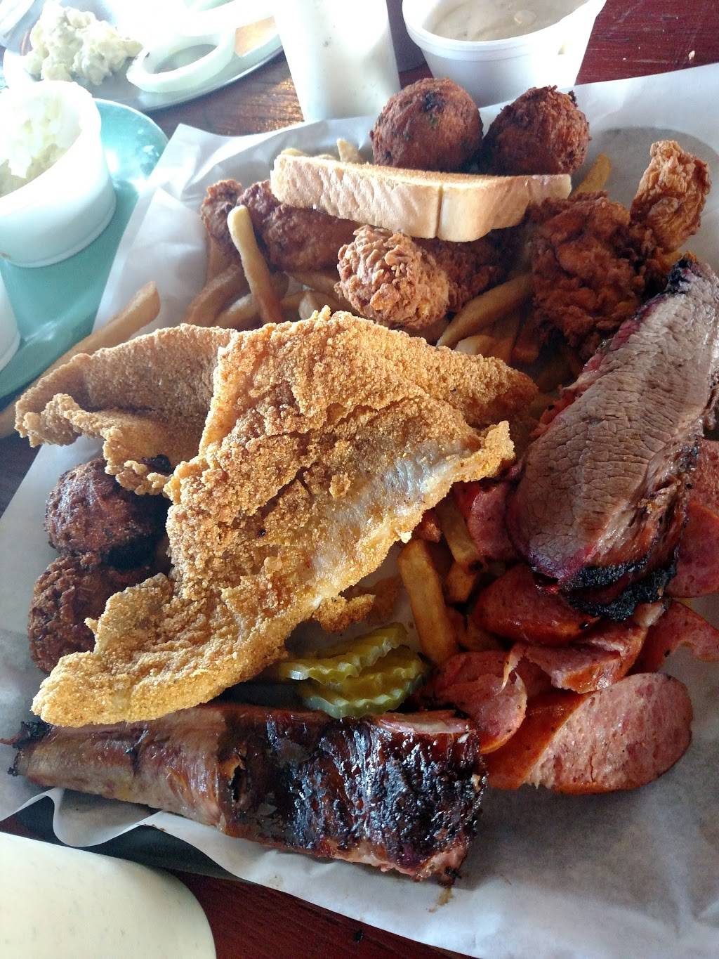 Loco Coyote Grill | restaurant | 1795 Co Rd 1004, Glen Rose, TX 76043, USA | 2548972324 OR +1 254-897-2324