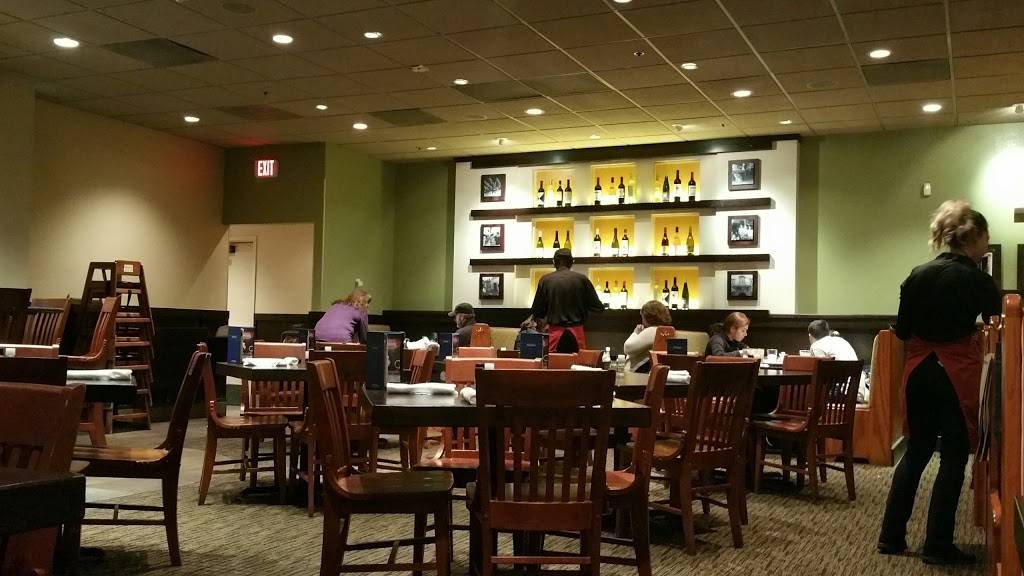 Carrabbas Italian Grill | restaurant | 12363 Hornsby Ln, Newport News, VA 23602, USA | 7572694917 OR +1 757-269-4917