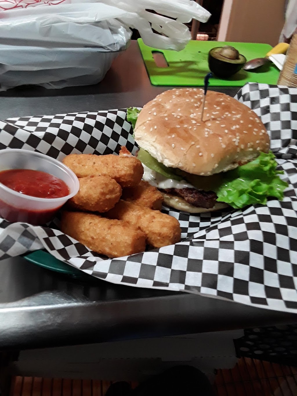 Cactus Cantina | restaurant | 102 W Broadway St, Van Horn, TX 79855, USA | 4322841819 OR +1 432-284-1819