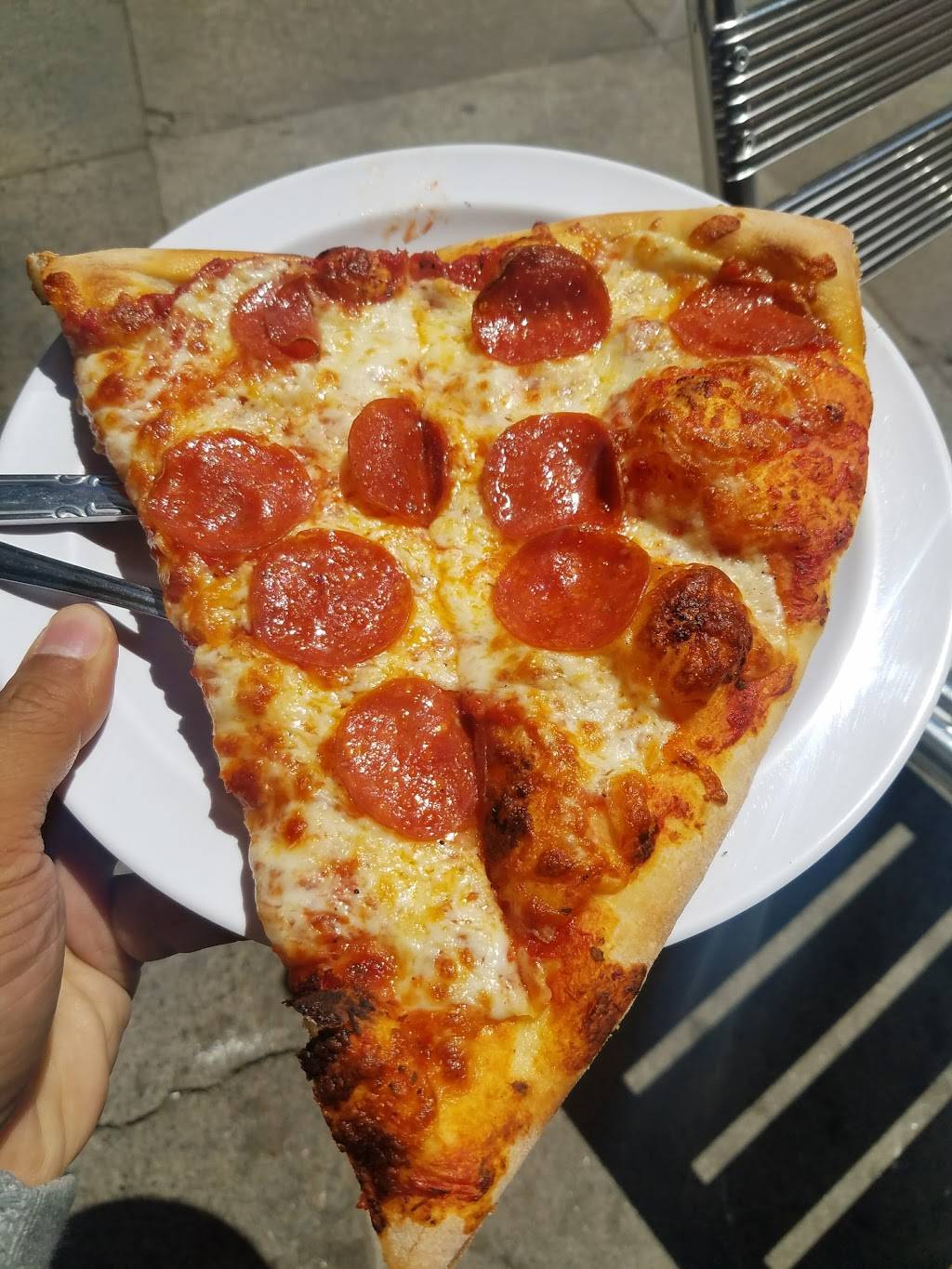 Serranos Pizza and Pasta | restaurant | 3274 21st St, San Francisco, CA 94110, USA | 4156951615 OR +1 415-695-1615