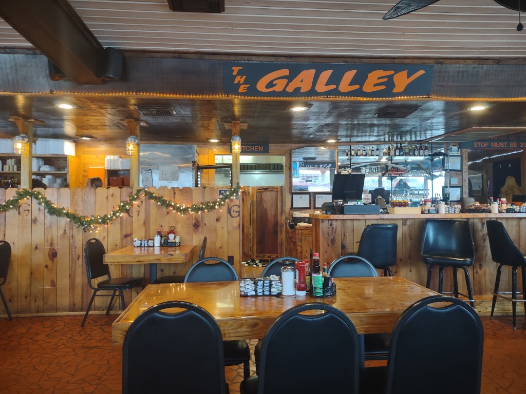 The Galley | restaurant | 7409 LA-182, Morgan City, LA 70380, USA | 9853546439 OR +1 985-354-6439