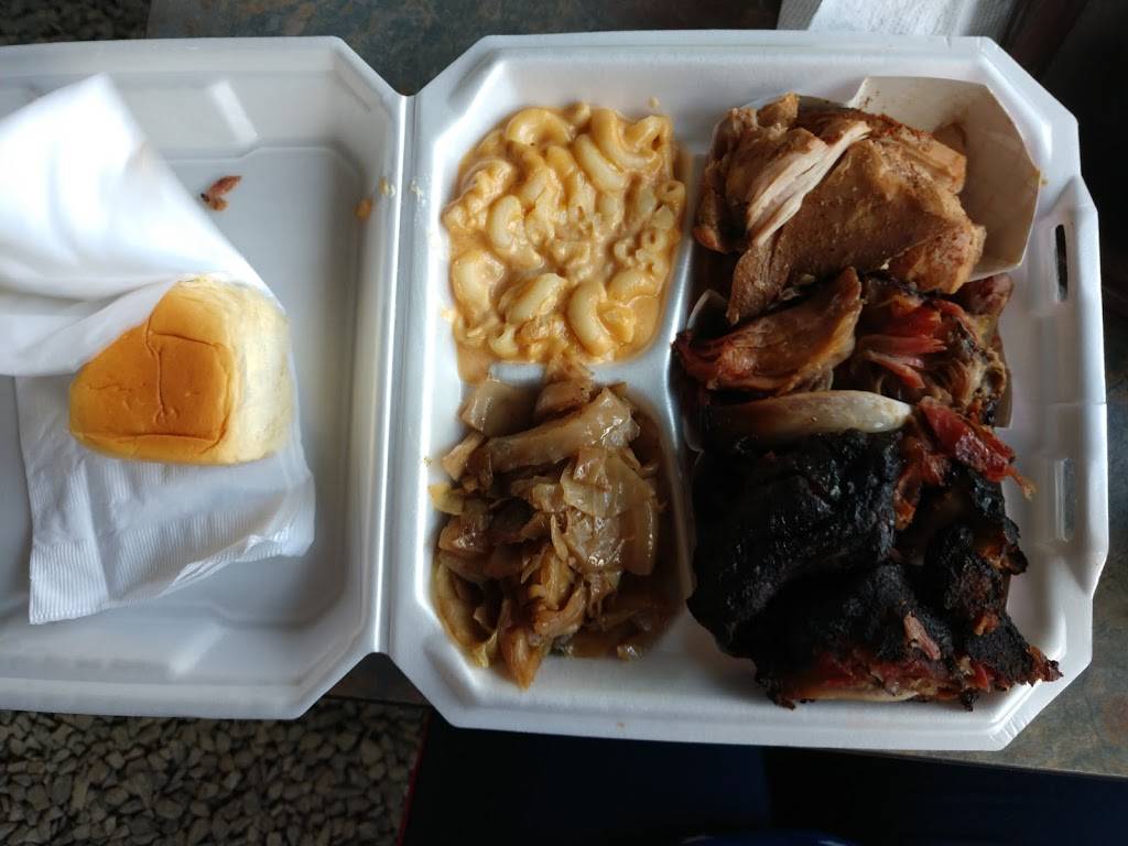 W & W BBQ | restaurant | 264 Curt Rd, New Hope, AL 35760, USA | 2567232835 OR +1 256-723-2835