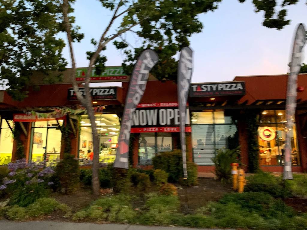 Tasty Pizza | restaurant | 21000 Stevens Creek Blvd #200, Cupertino, CA 95014, USA | 4088168800 OR +1 408-816-8800