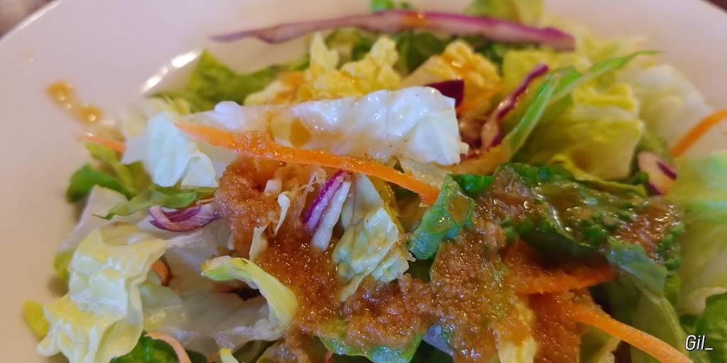 Mom Can Cook Thai Kitchen | restaurant | 18358 Soledad Canyon Rd, Santa Clarita, CA 91387, USA | 6612518103 OR +1 661-251-8103