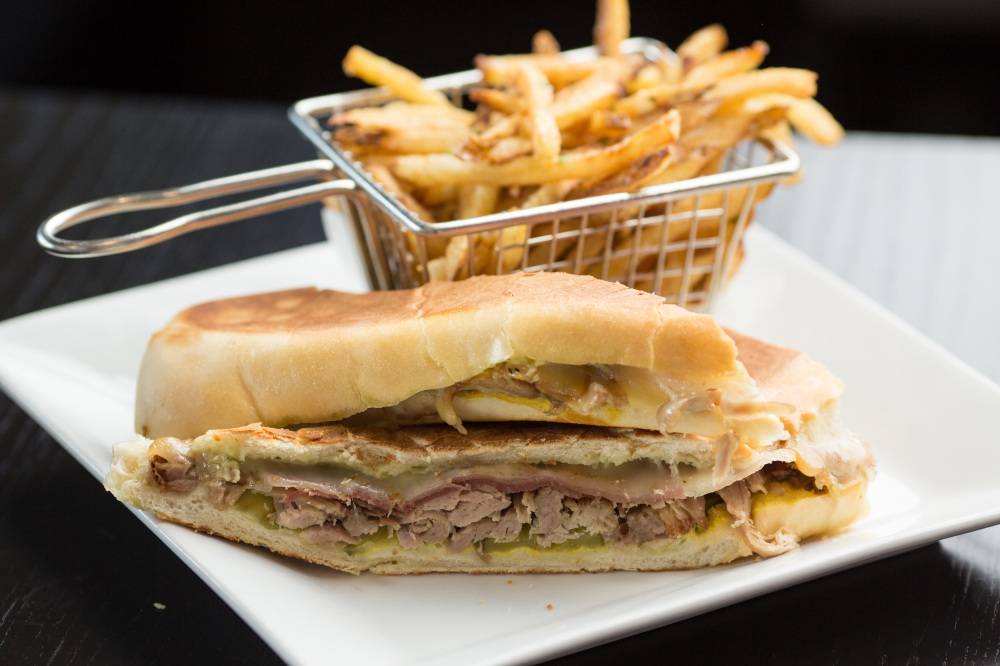 Craft Cuisine Ocala | restaurant | 7751, 2237 SW 19th Avenue Rd ste 102, Ocala, FL 34471, USA | 3522377300 OR +1 352-237-7300