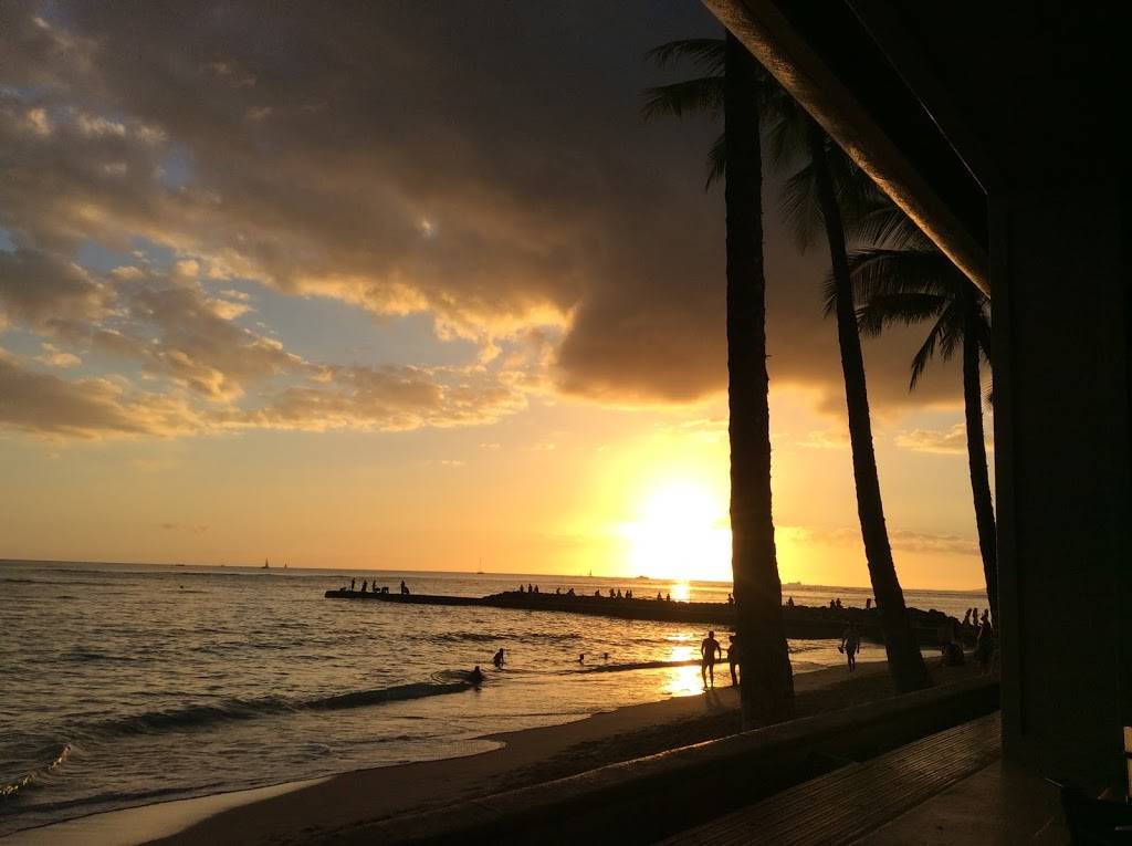 The Reef Bar & Market Grill | restaurant | Outrigger Reef Beach Resort, 2169 Kalia Rd, Honolulu, HI 96815, USA | 8089247333 OR +1 808-924-7333