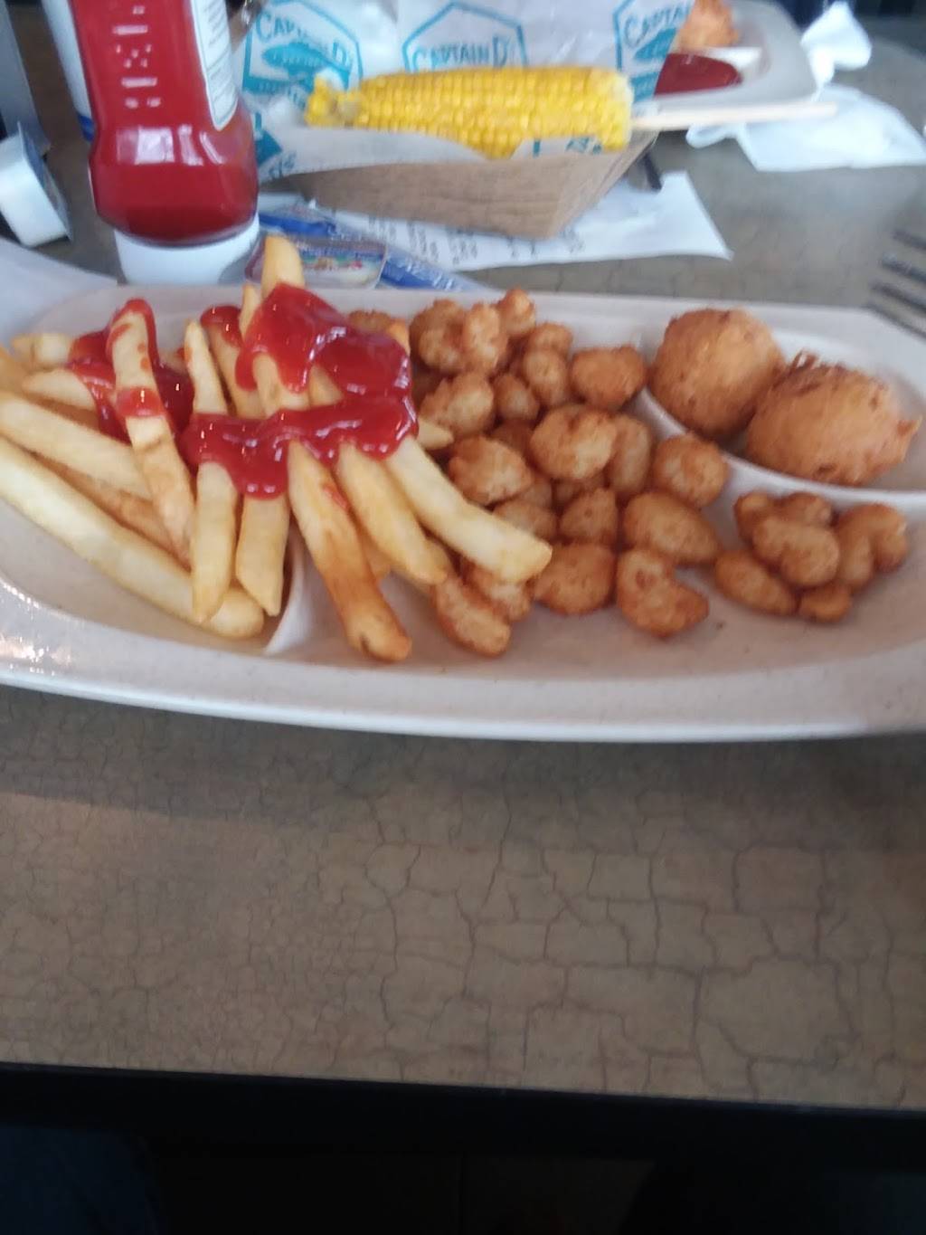 Captain Ds | restaurant | 3330 S Crater Rd, Petersburg, VA 23805, USA | 8048628520 OR +1 804-862-8520