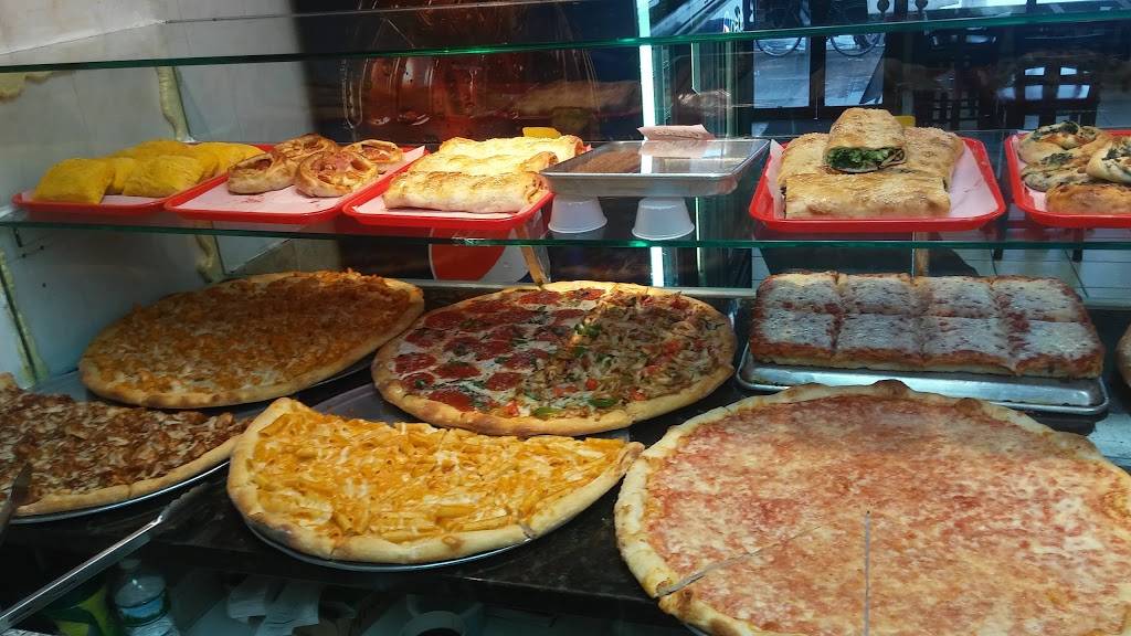 D Angelos Pizza | restaurant | 8237 164th St, Jamaica, NY 11432, USA | 7183808900 OR +1 718-380-8900