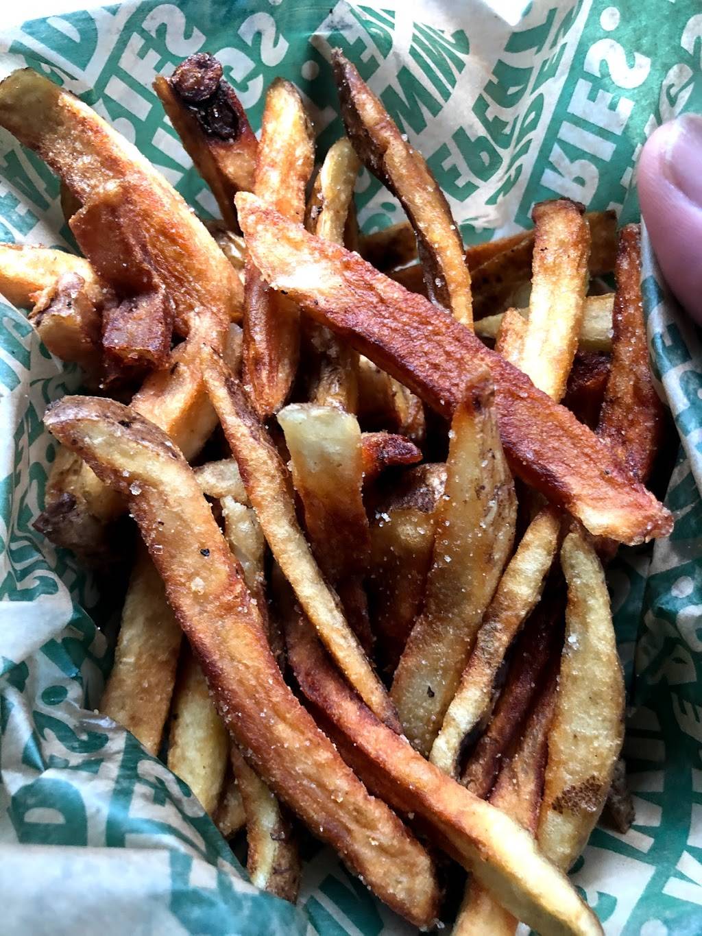 Wingstop | restaurant | 3656 W Hillsboro Blvd a, Deerfield Beach, FL 33442, USA | 9544229621 OR +1 954-422-9621