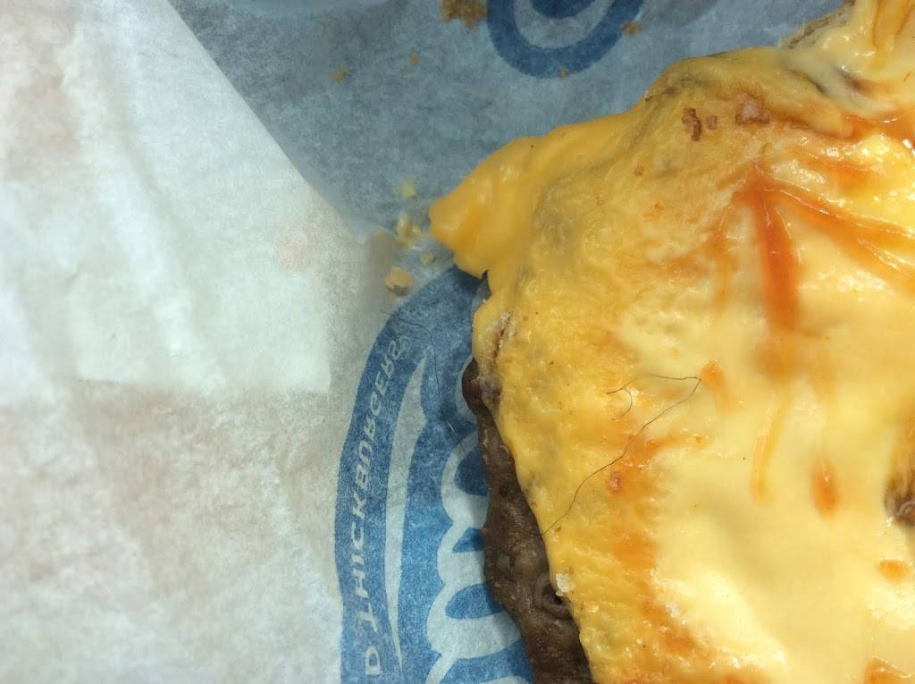 Hardees | meal takeaway | 144 W 16th St, Indianapolis, IN 46202, USA | 3179257650 OR +1 317-925-7650