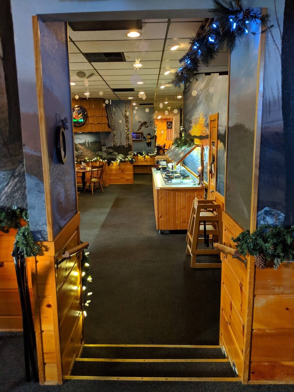 Gingers Hide Away LLC | restaurant | 302 E Lake St, Horicon, WI 53032, USA | 9204854856 OR +1 920-485-4856
