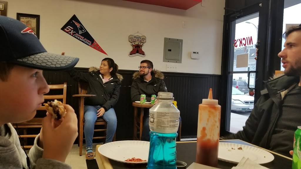 Nicks Jr. | restaurant | 2069 S Main St, Fall River, MA 02724, USA | 5086174154 OR +1 508-617-4154