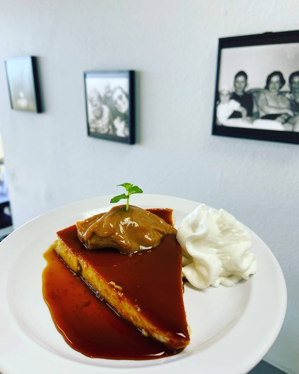 Luli Cafe | restaurant | 3801 Warner Ave, Huntington Beach, CA 92649, USA | 7142643833 OR +1 714-264-3833