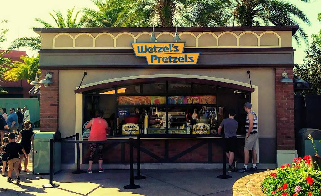 Wetzels Pretzels | restaurant | 1503 E Buena Vista Dr, Golden Oak, FL 32836, USA | 4075600871 OR +1 407-560-0871