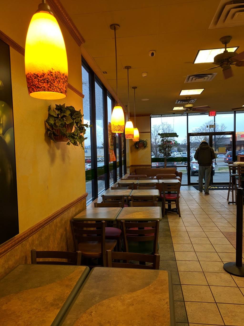 Subway | restaurant | 290 Peppers Ferry Rd NE A, Christiansburg, VA 24073, USA | 5403824080 OR +1 540-382-4080